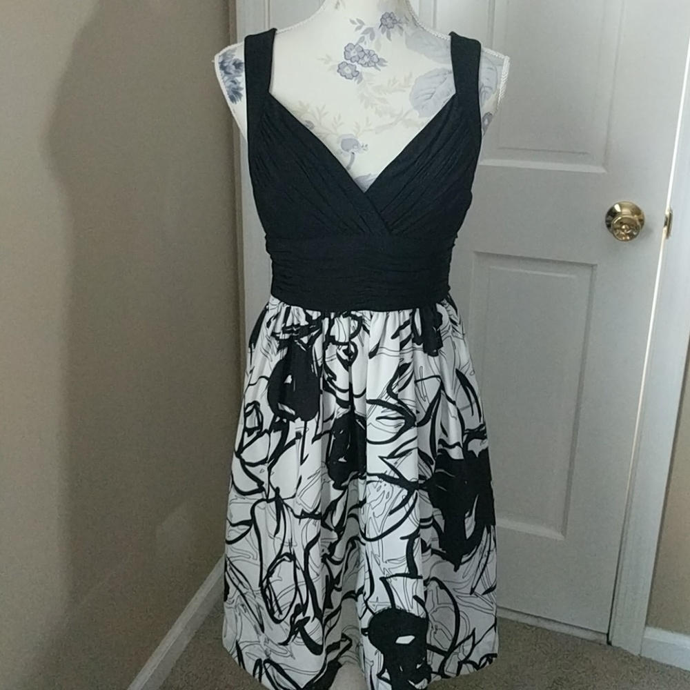 Bcbg Dress; Euc - image 1